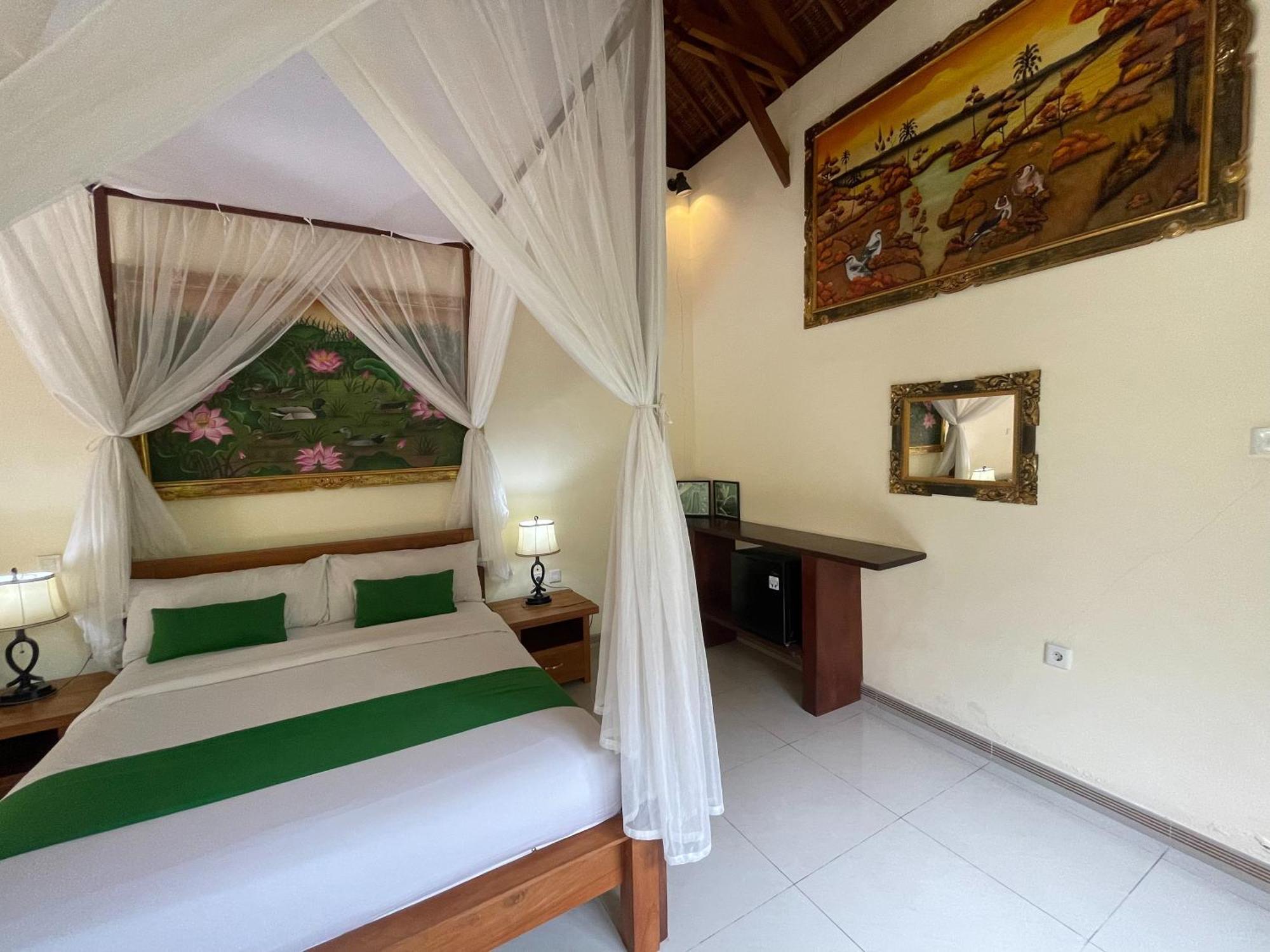 Graha Madesimon Hotel Ketewel Exterior photo