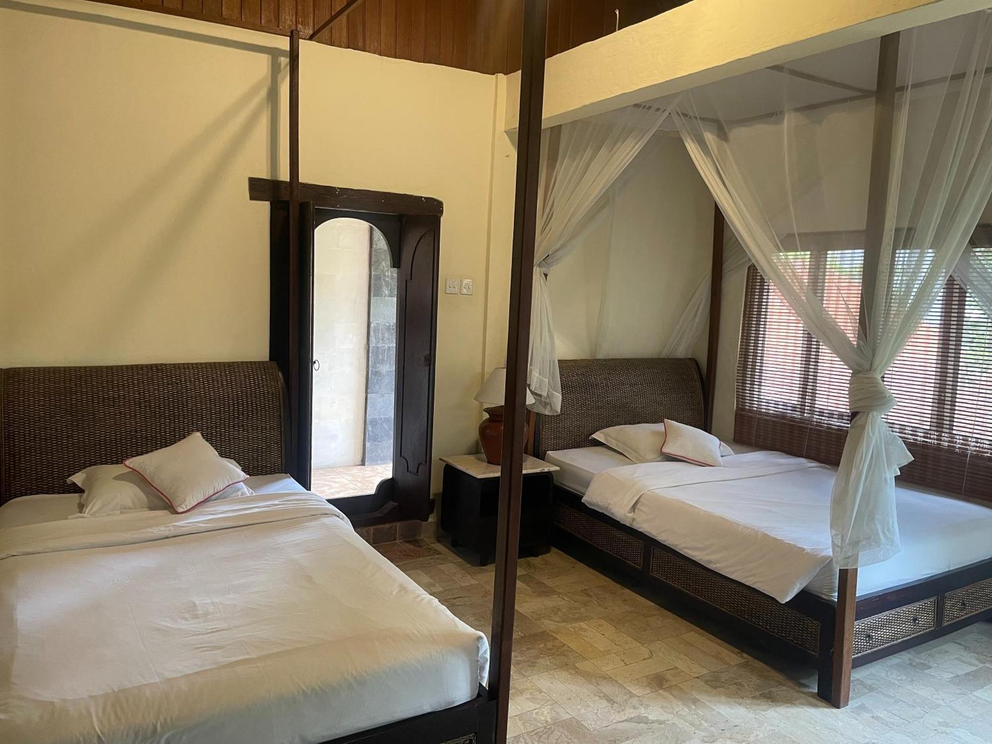Graha Madesimon Hotel Ketewel Exterior photo