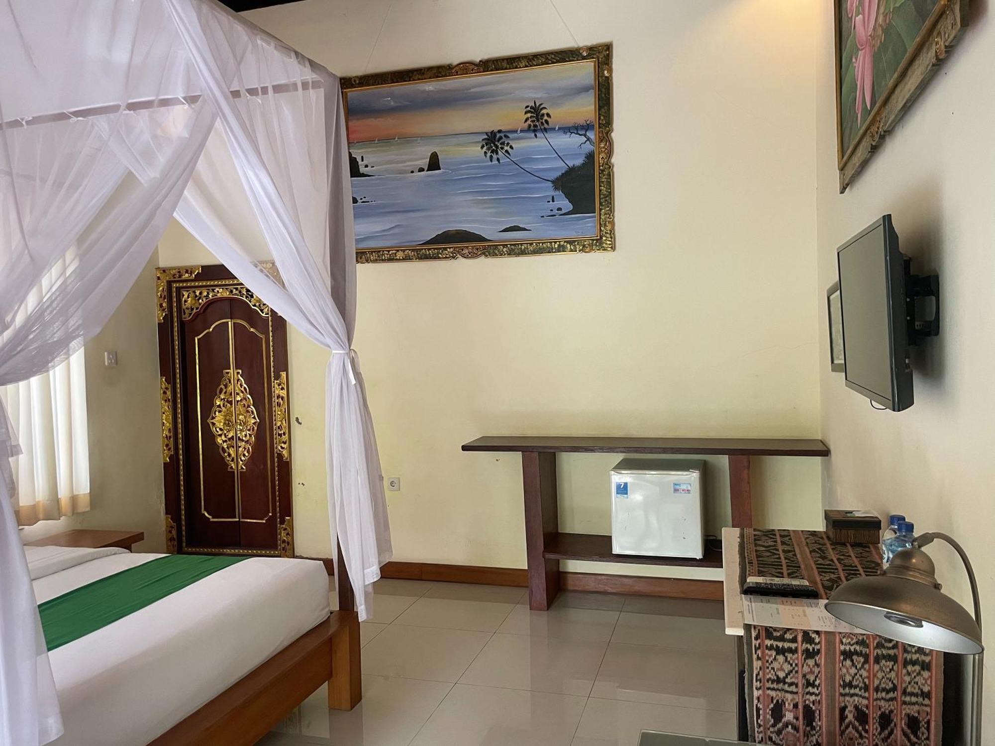 Graha Madesimon Hotel Ketewel Exterior photo