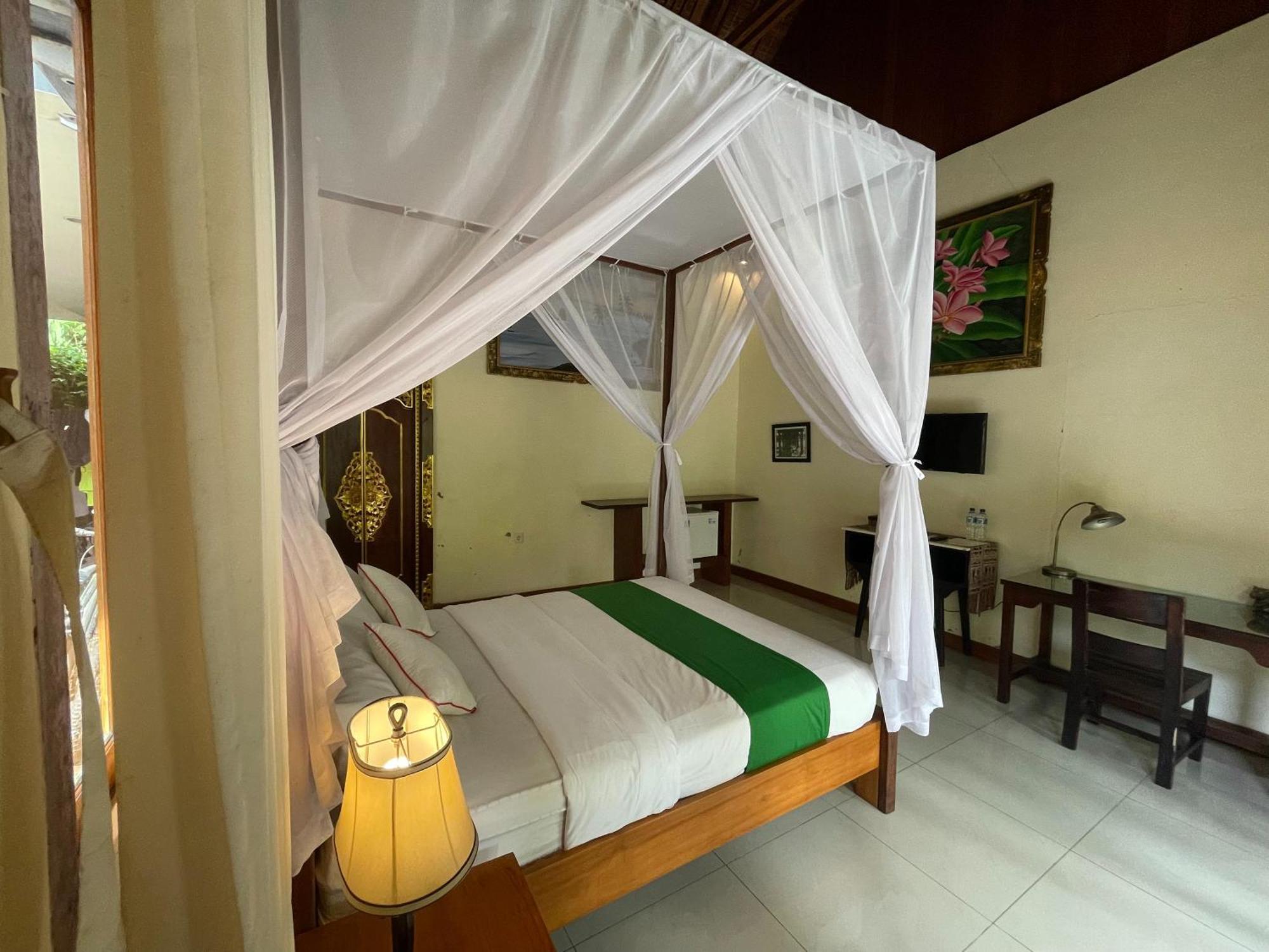 Graha Madesimon Hotel Ketewel Exterior photo